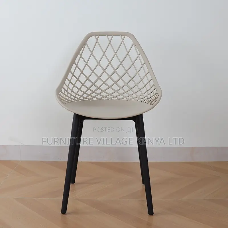 Office Chairs:Lightweight Plastic Dining Seat Without Arms