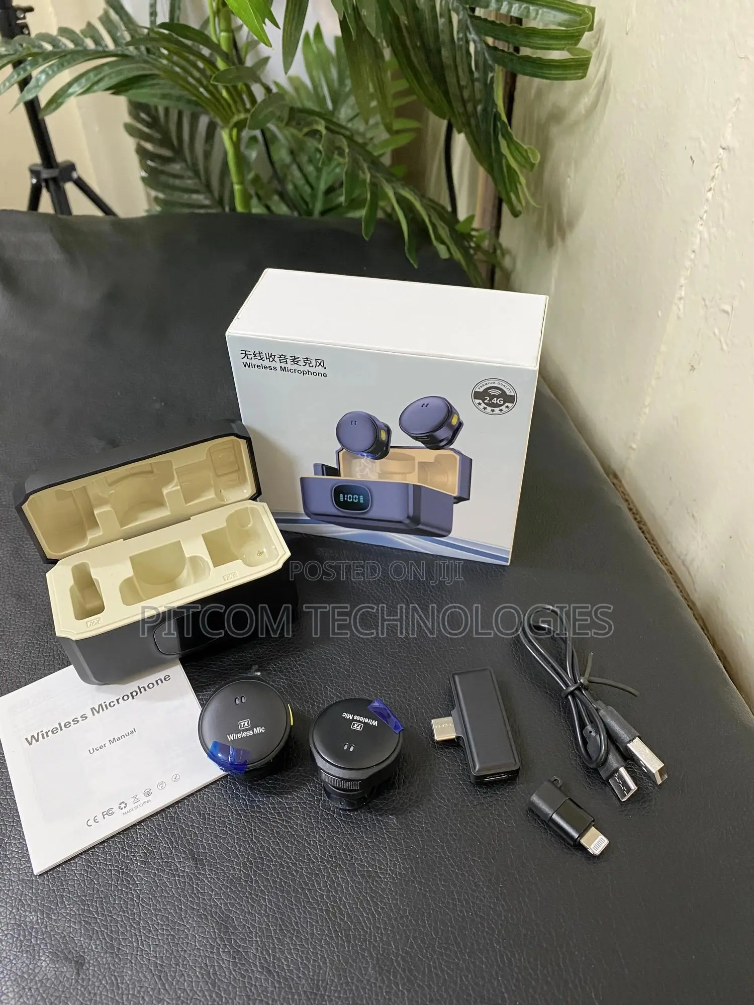 Dual Wireless Microphone With Charging Case