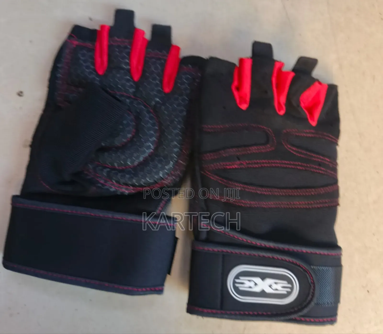 Pair of Fingerless Gym or Workout Gloves