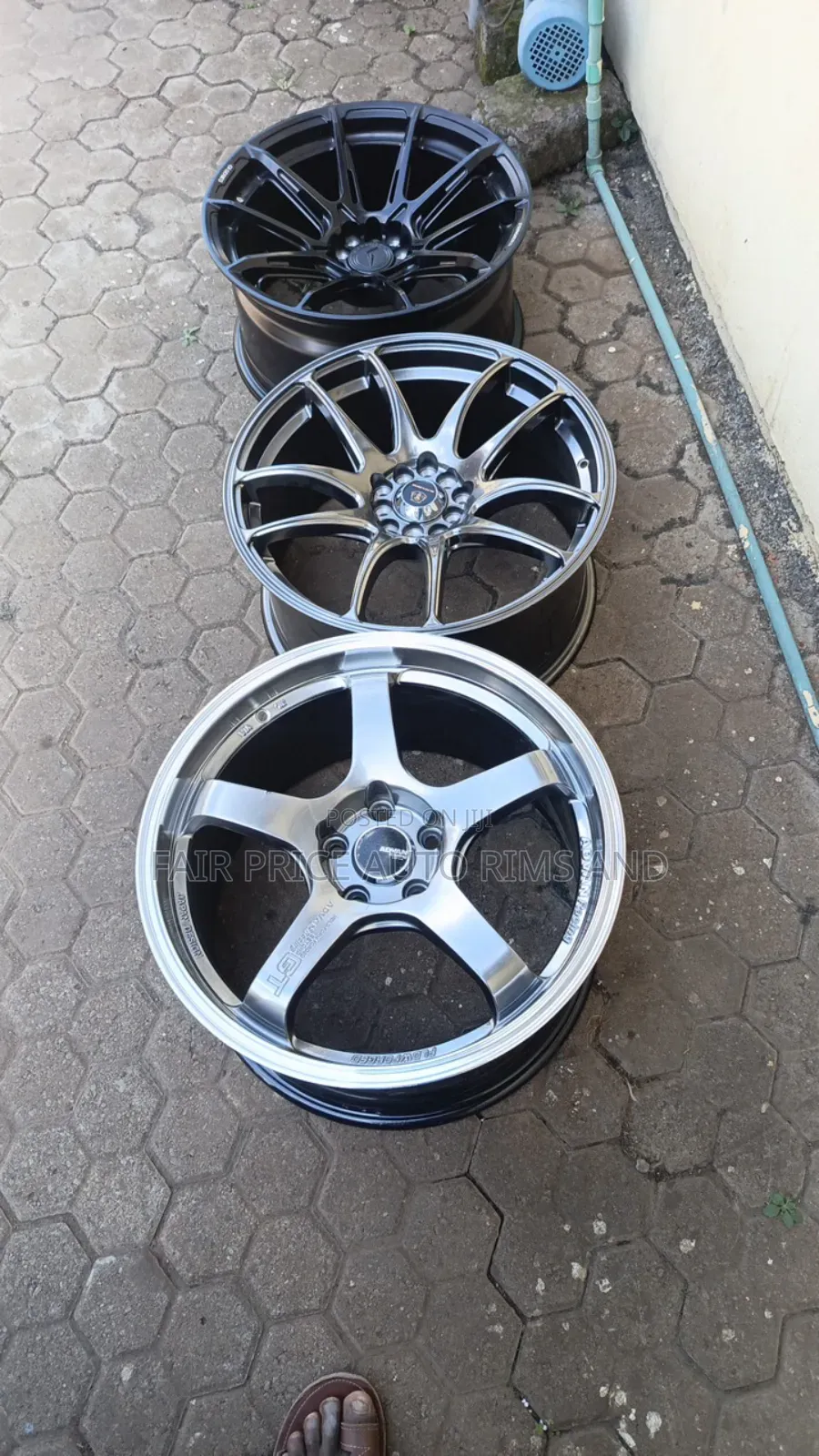 Size 18/5/ Offset Rims.