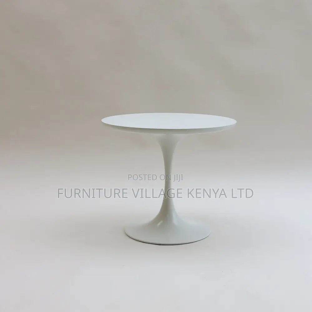 Office Table: Smooth White Round Office Accent Table