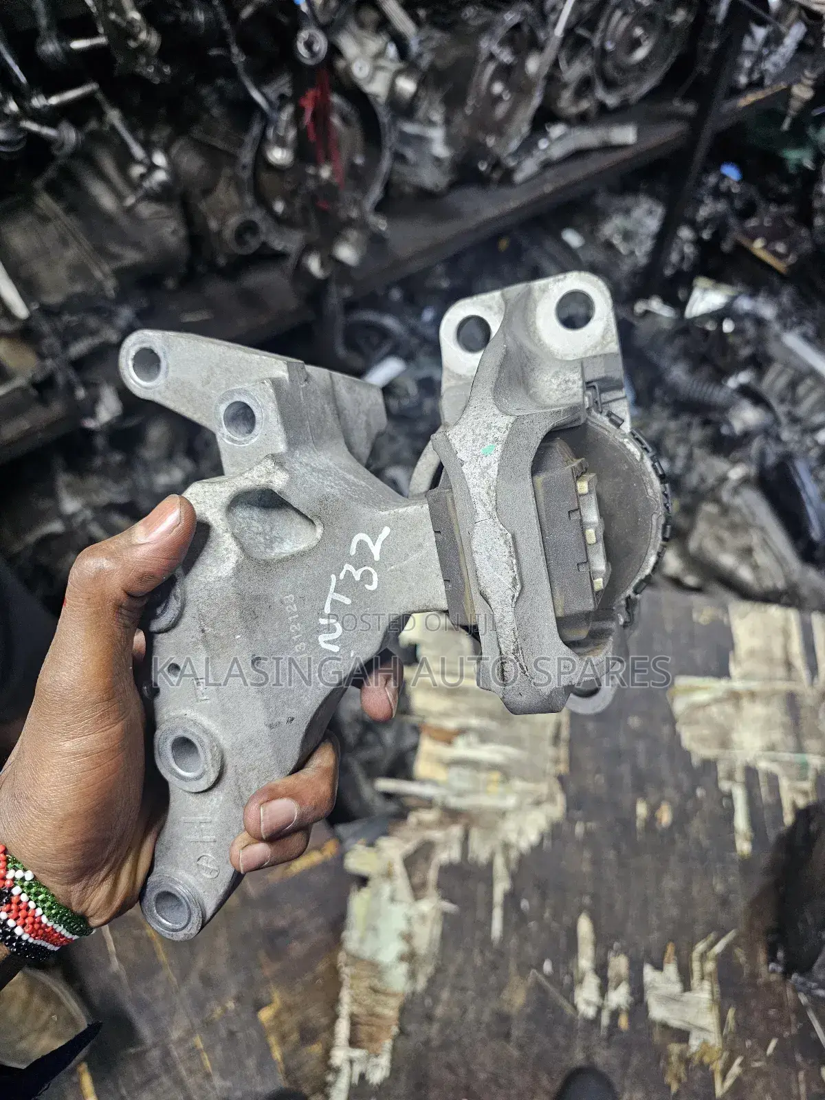 Engine Mounting  Xtrail Nt32