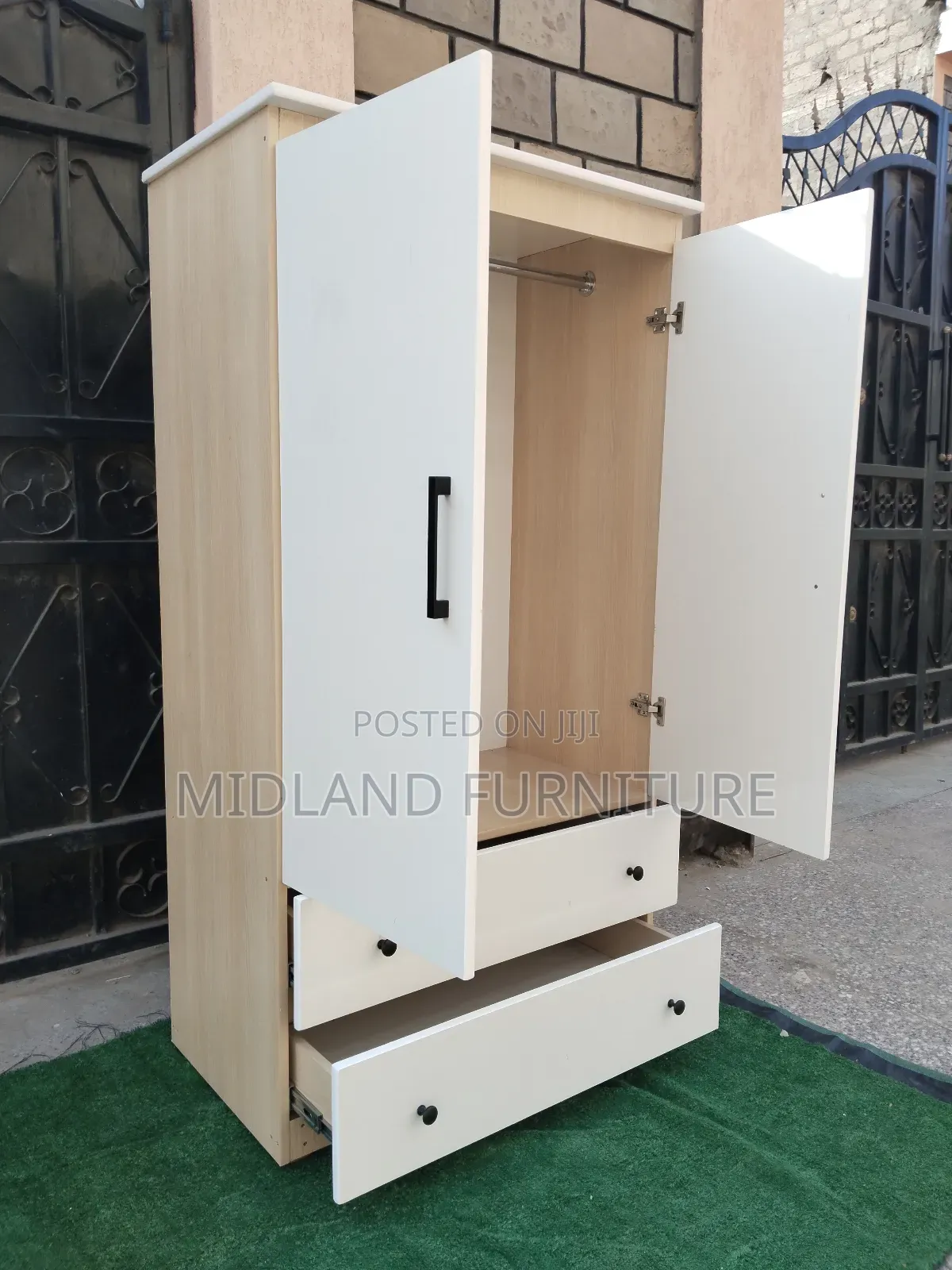 2-Door Wardrobe Cupboard With Drawers