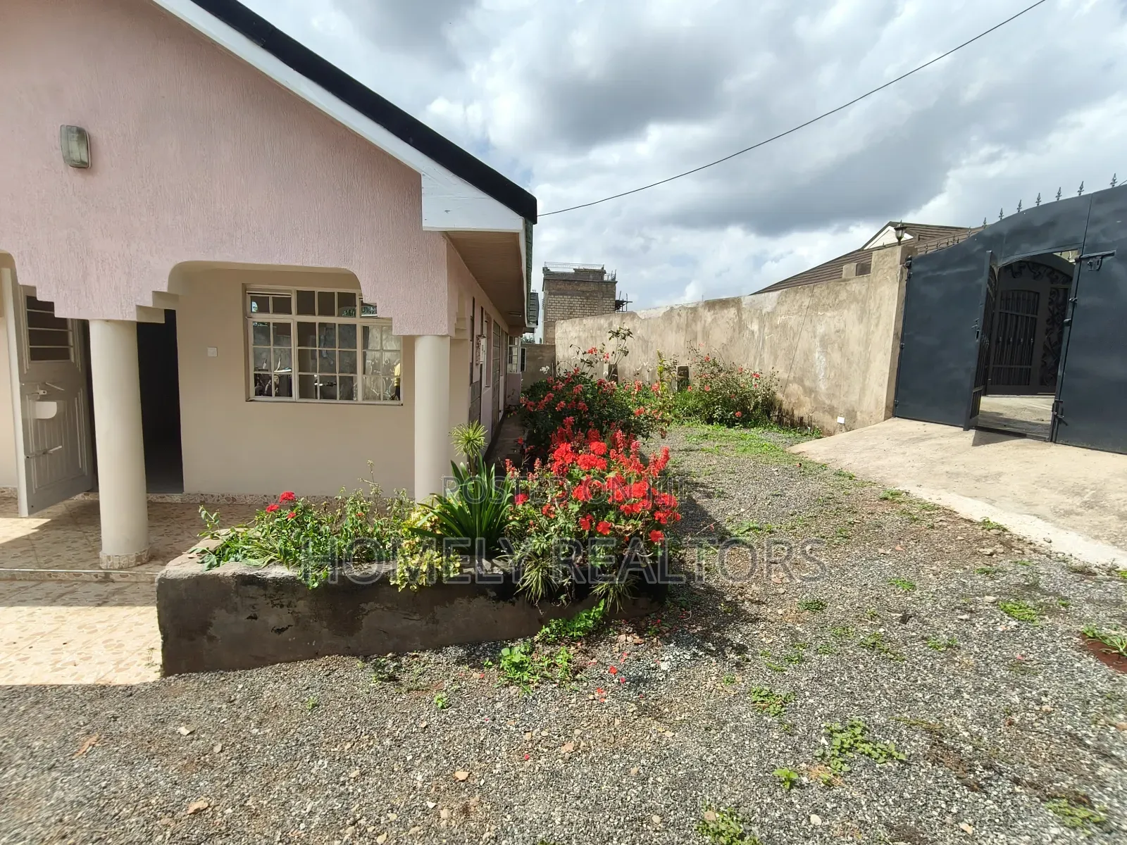 3bdrm Bungalow in Maragara Road, Ngong for sale