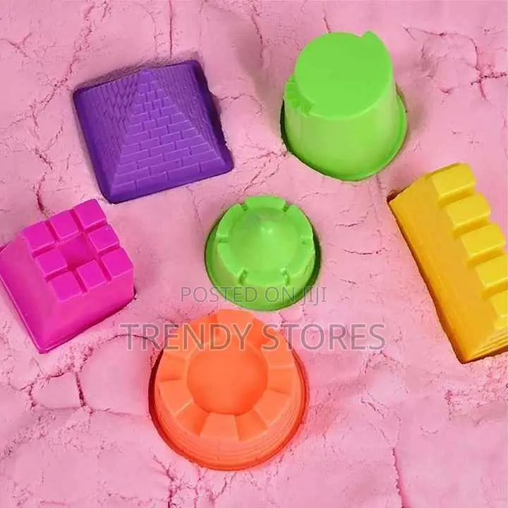 Coloured Moulding Kinetic Sand