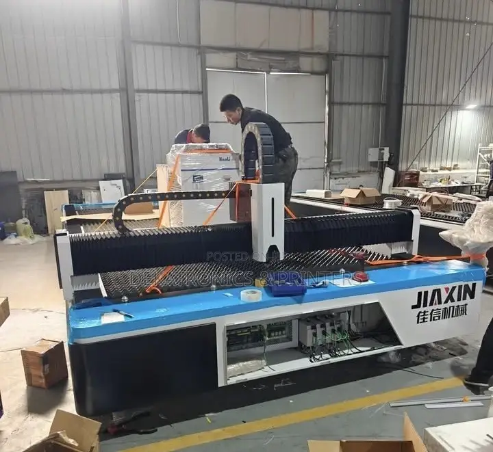 New Cnc Fiber Laser Metal Cutting Machine