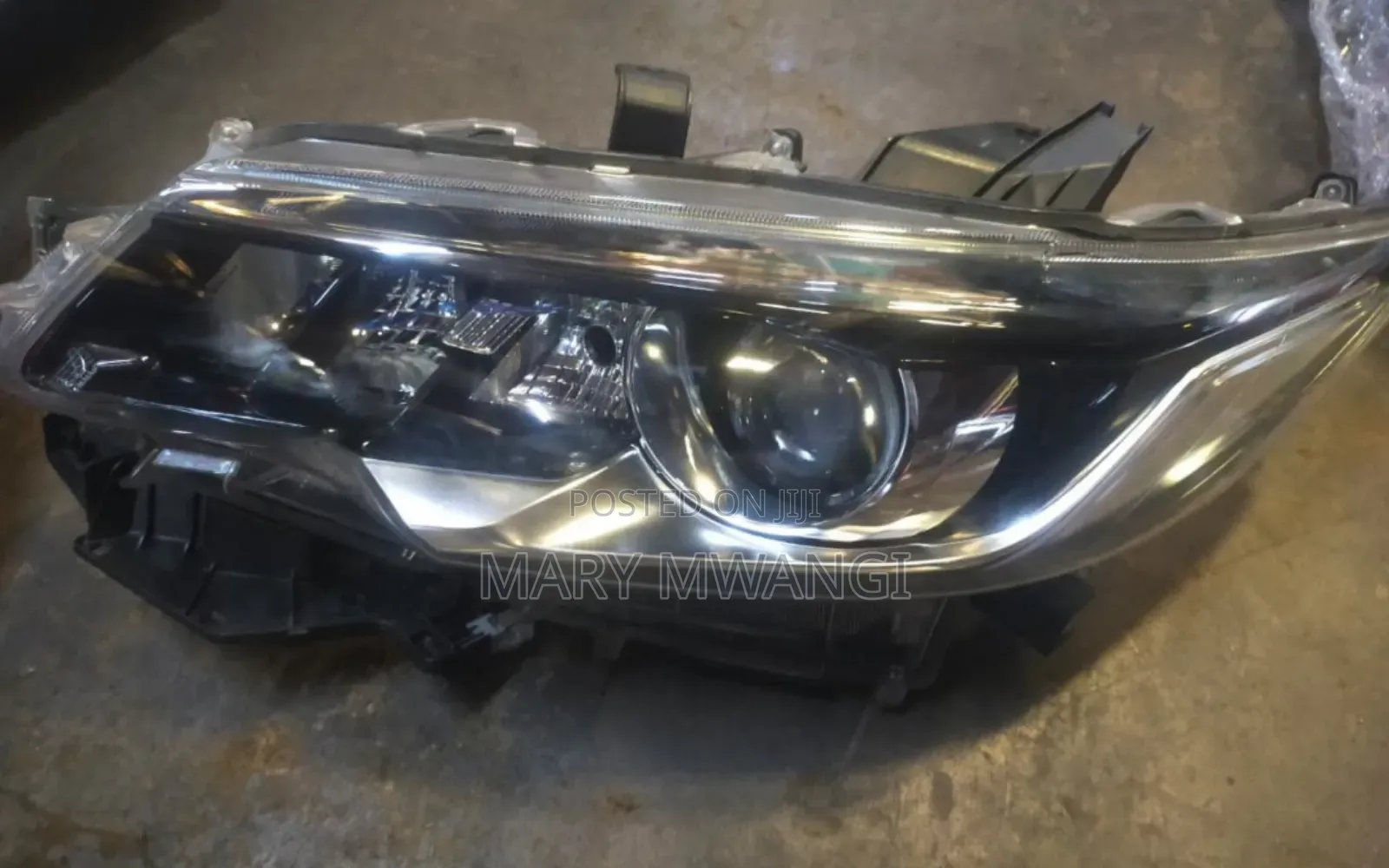 Ex Japan Premio 270 Headlight Xenon