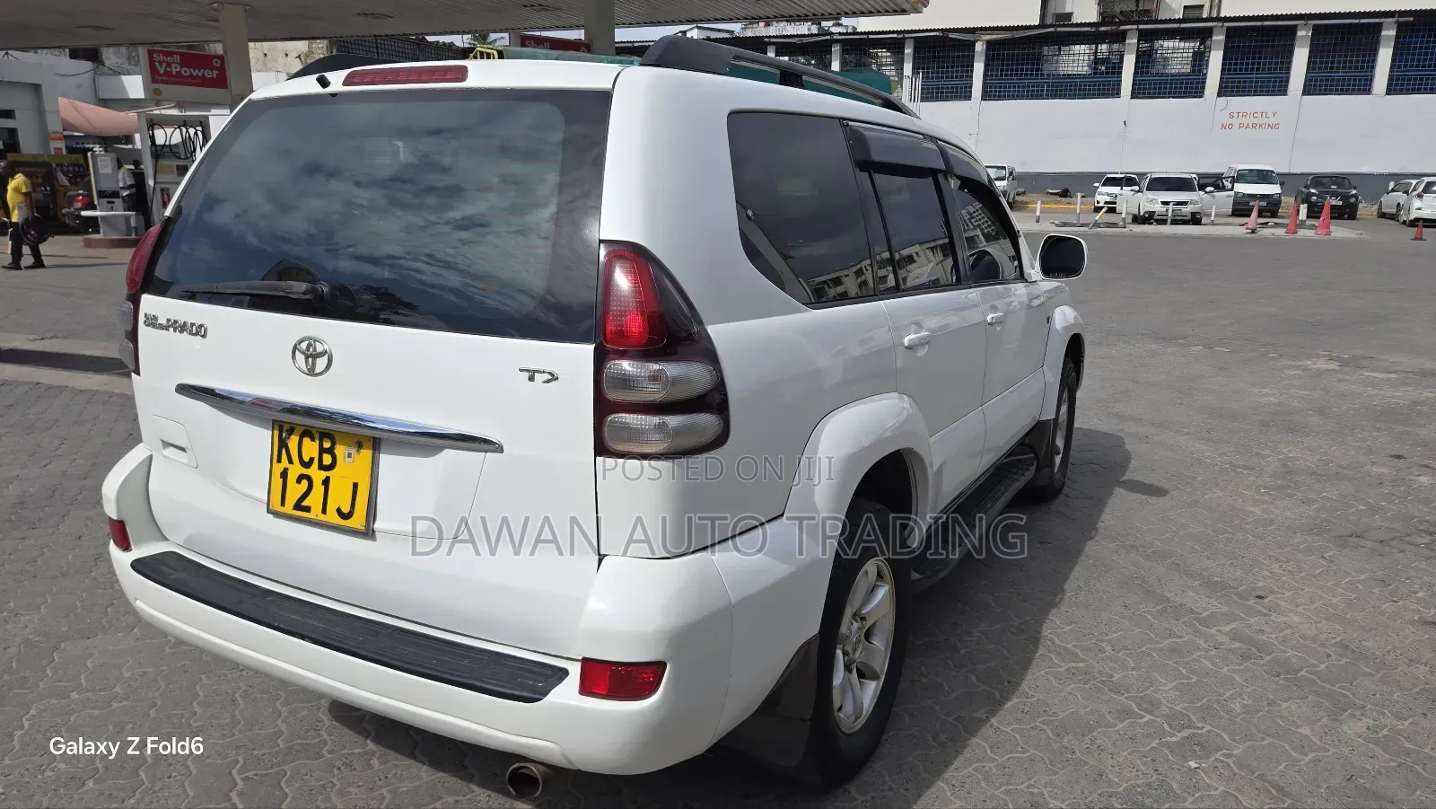 Toyota Land Cruiser Prado 2008 White
