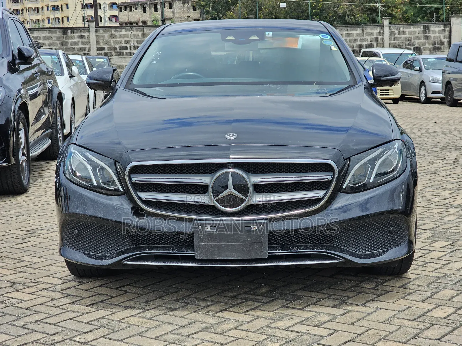 Mercedes-Benz E200 2018 Black