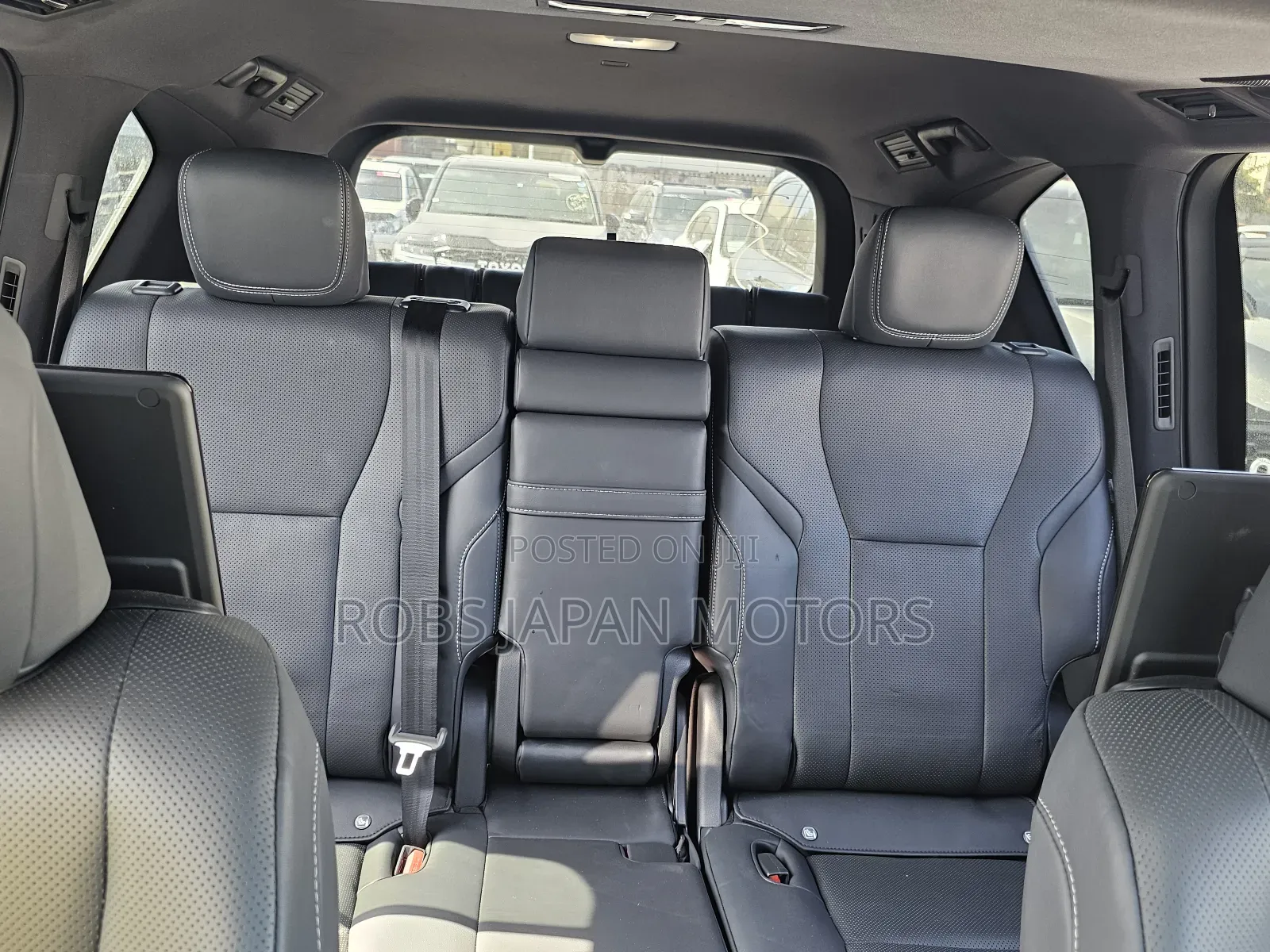 Lexus LX 2023 Green