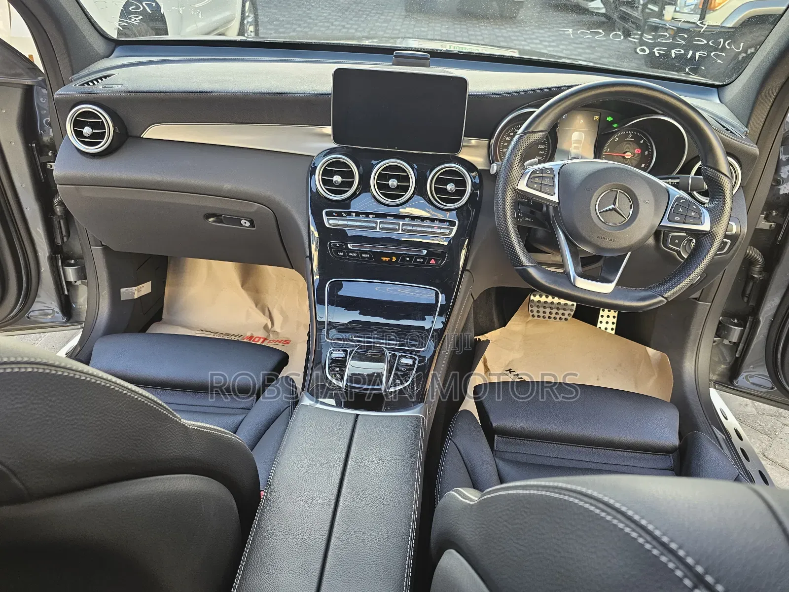 Mercedes-Benz GLC-Class 2018 Silver