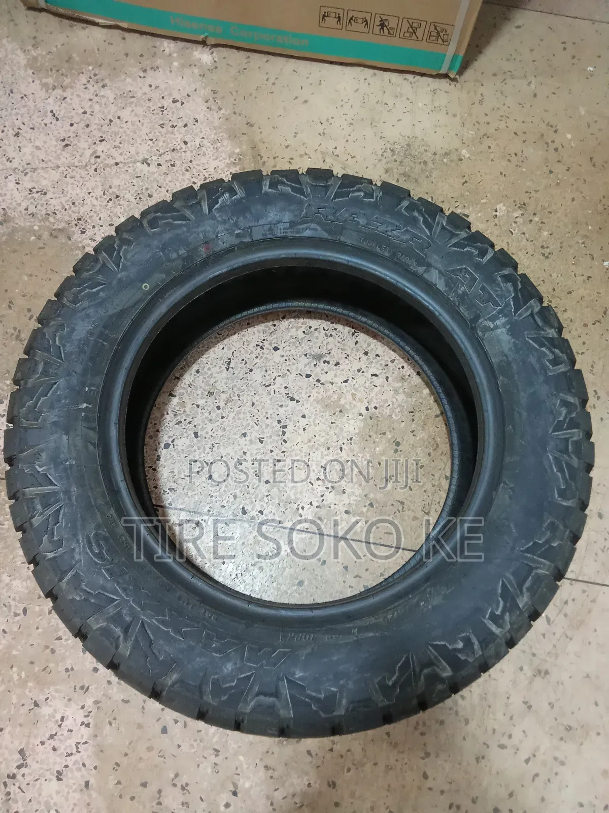 265/60r20 Maxxis Razr At811
