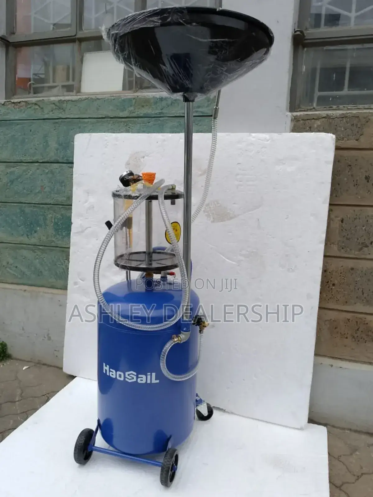 Sucking Oil Drainer