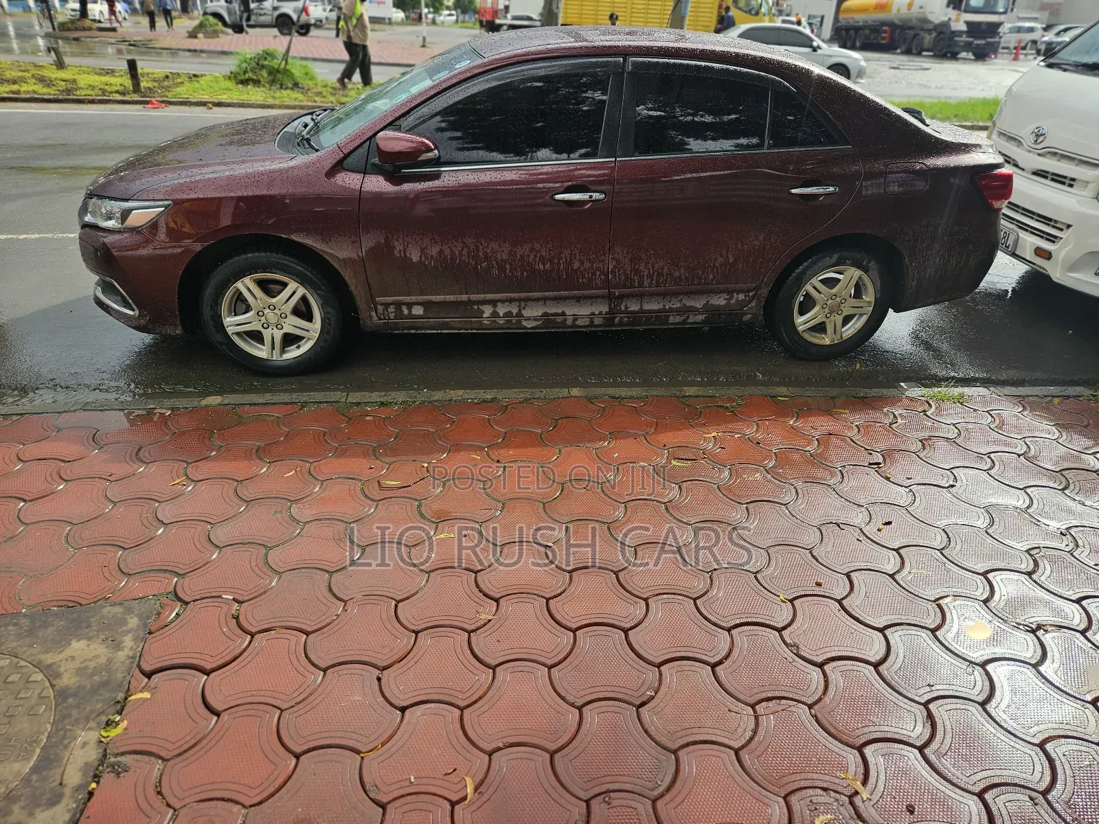 Toyota Premio 2016 Red