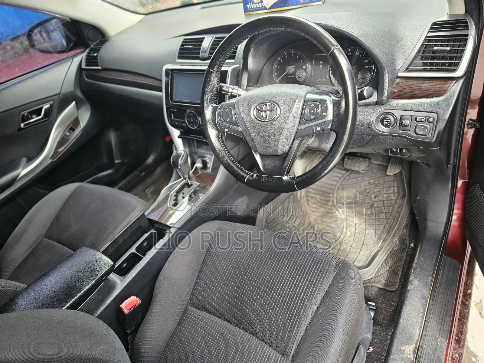 Toyota Premio 2016 Red