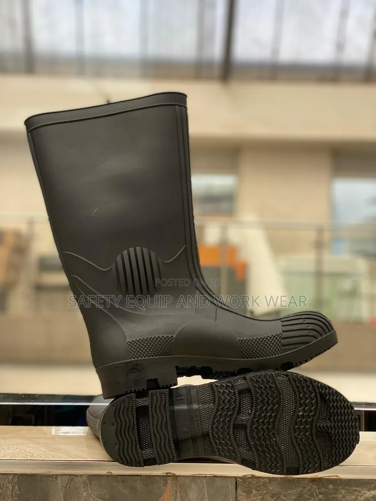 Heavy Duty Gumboots For Strong Hold And Heavy Lifting