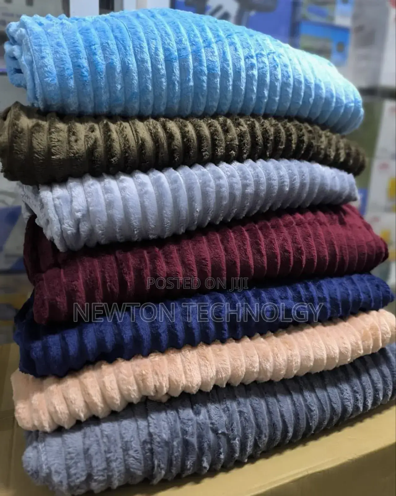 ! Restocked
Heavy and Warm Velvet Fleece Blankets