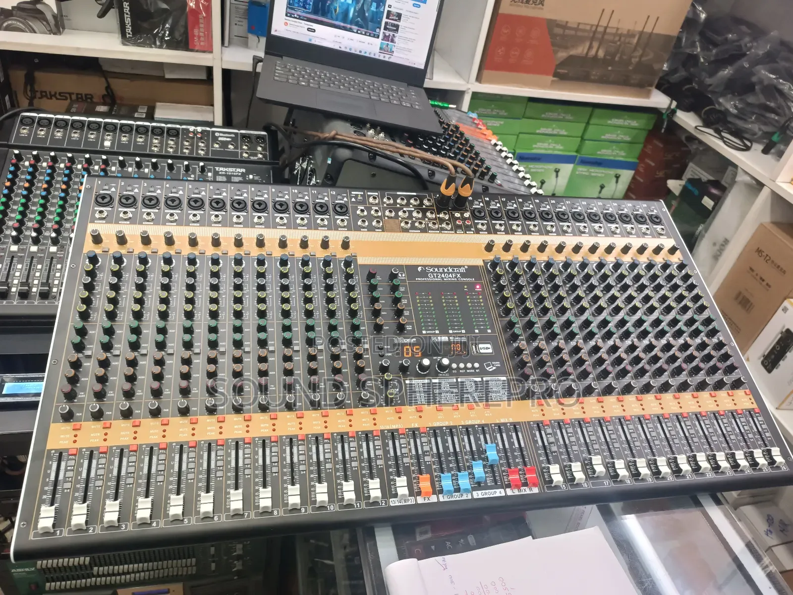 Soundcraft Gt240fx 24channel Plain Mixer