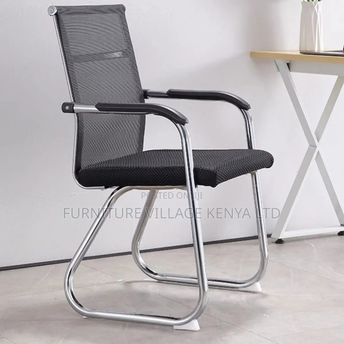 Office Chair: Ergonomic Design Mid-Mesh Guest Fixed Chair