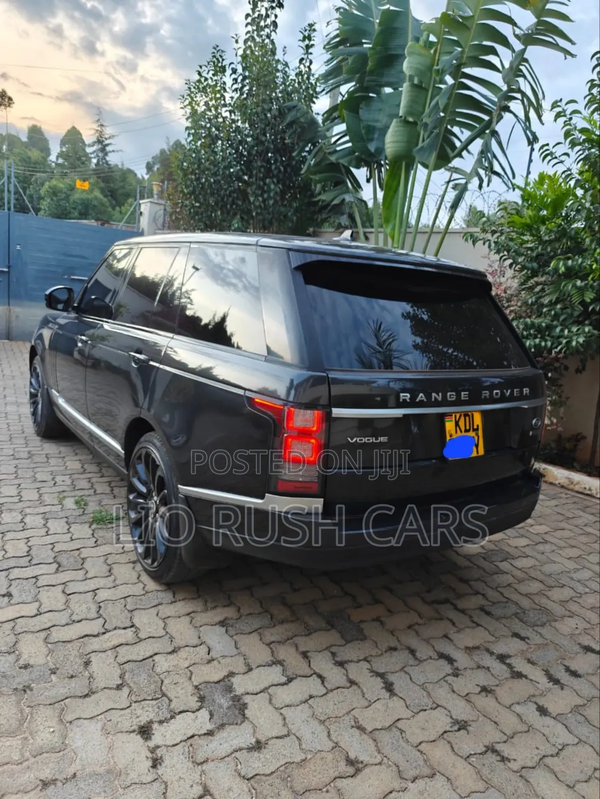 Land Rover Range Rover Vogue 2016 Black