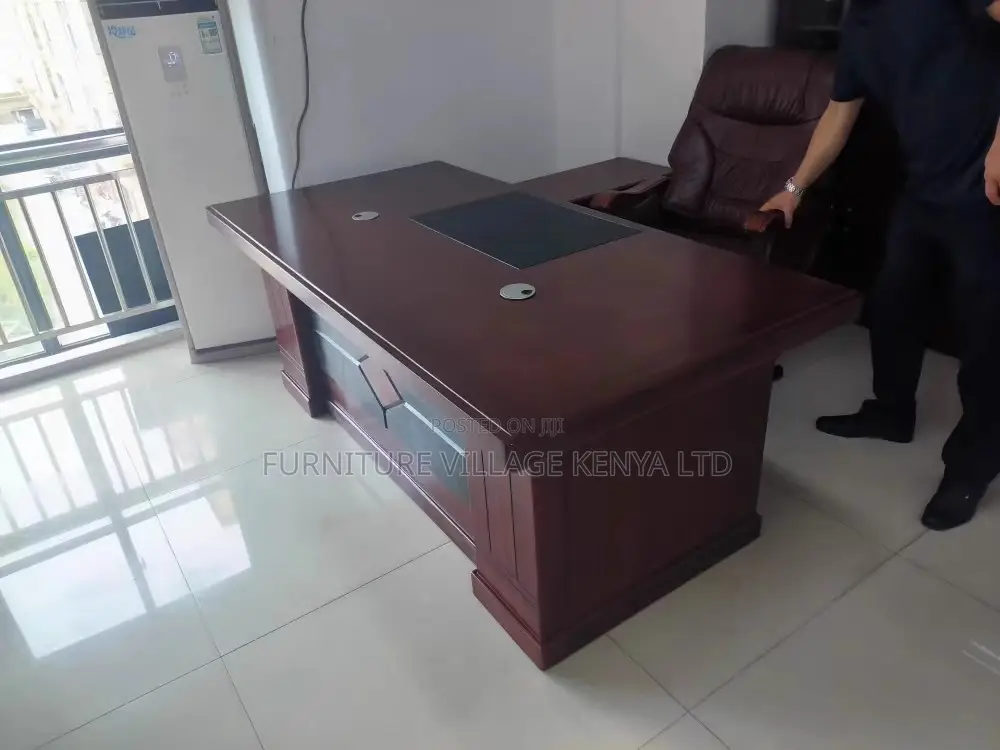 Office Desk:1800mm Executive Spacious Top Manager's Desk