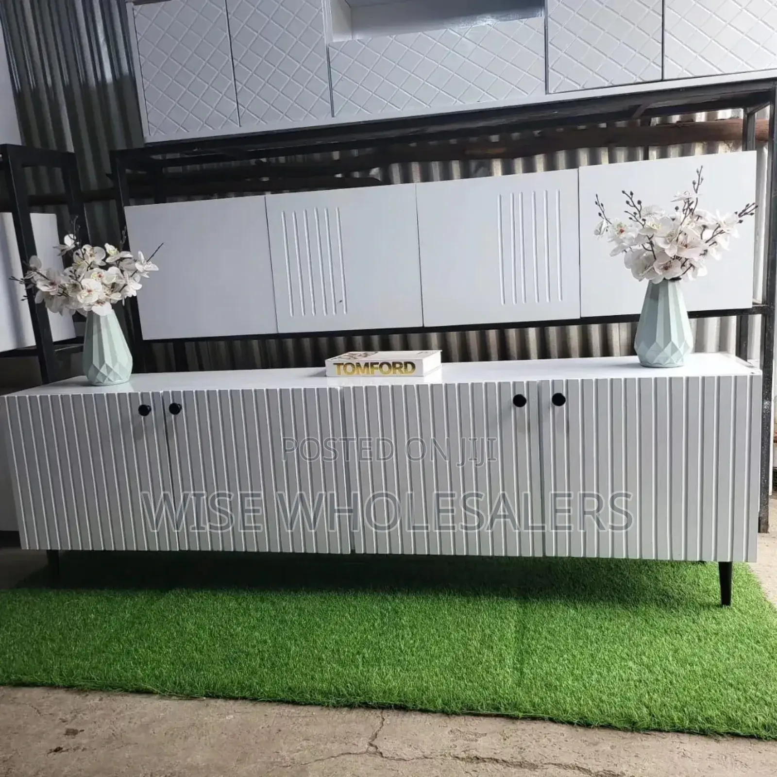 Tv Stand 6fts Long
Available In White And Black