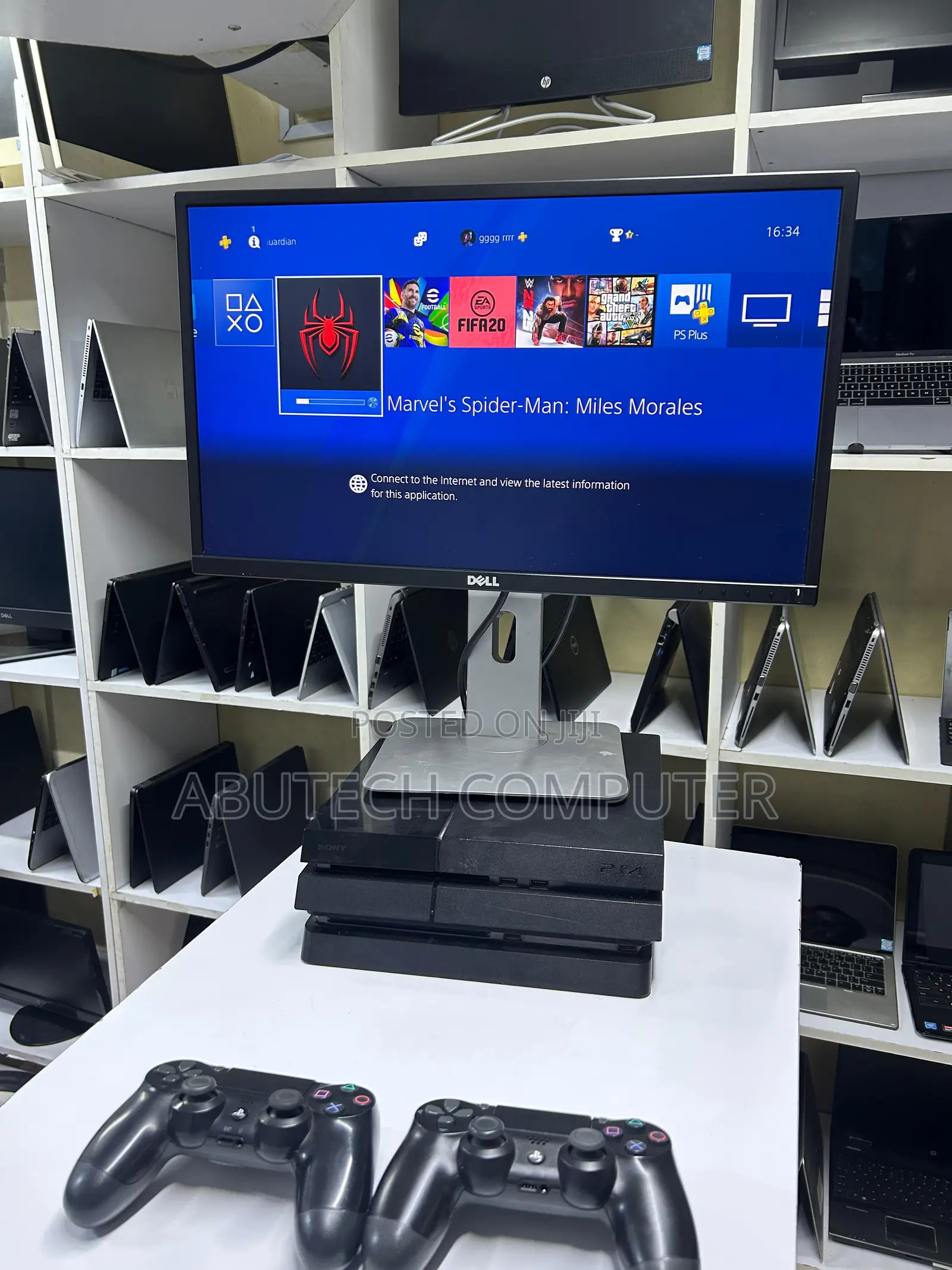 Playstation 4 Slim\Standard