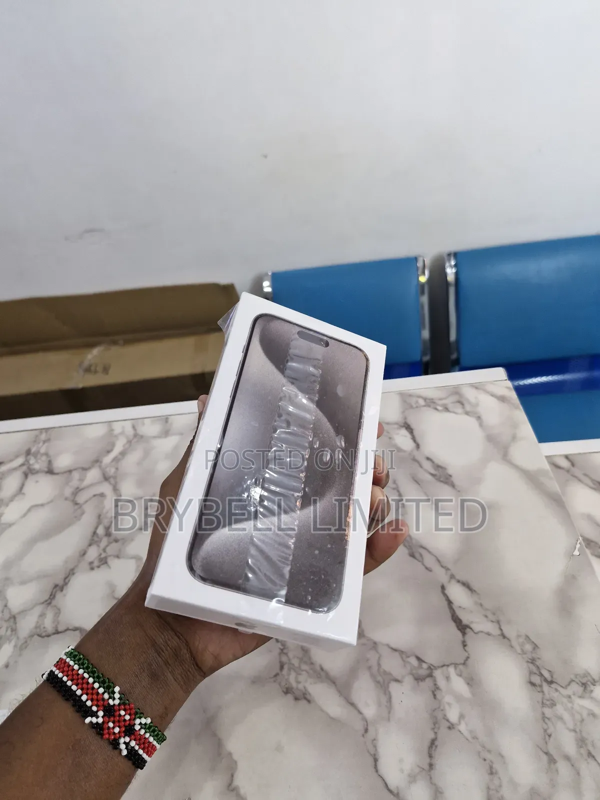 New Apple iPhone 15 Pro Max 256 GB Gray