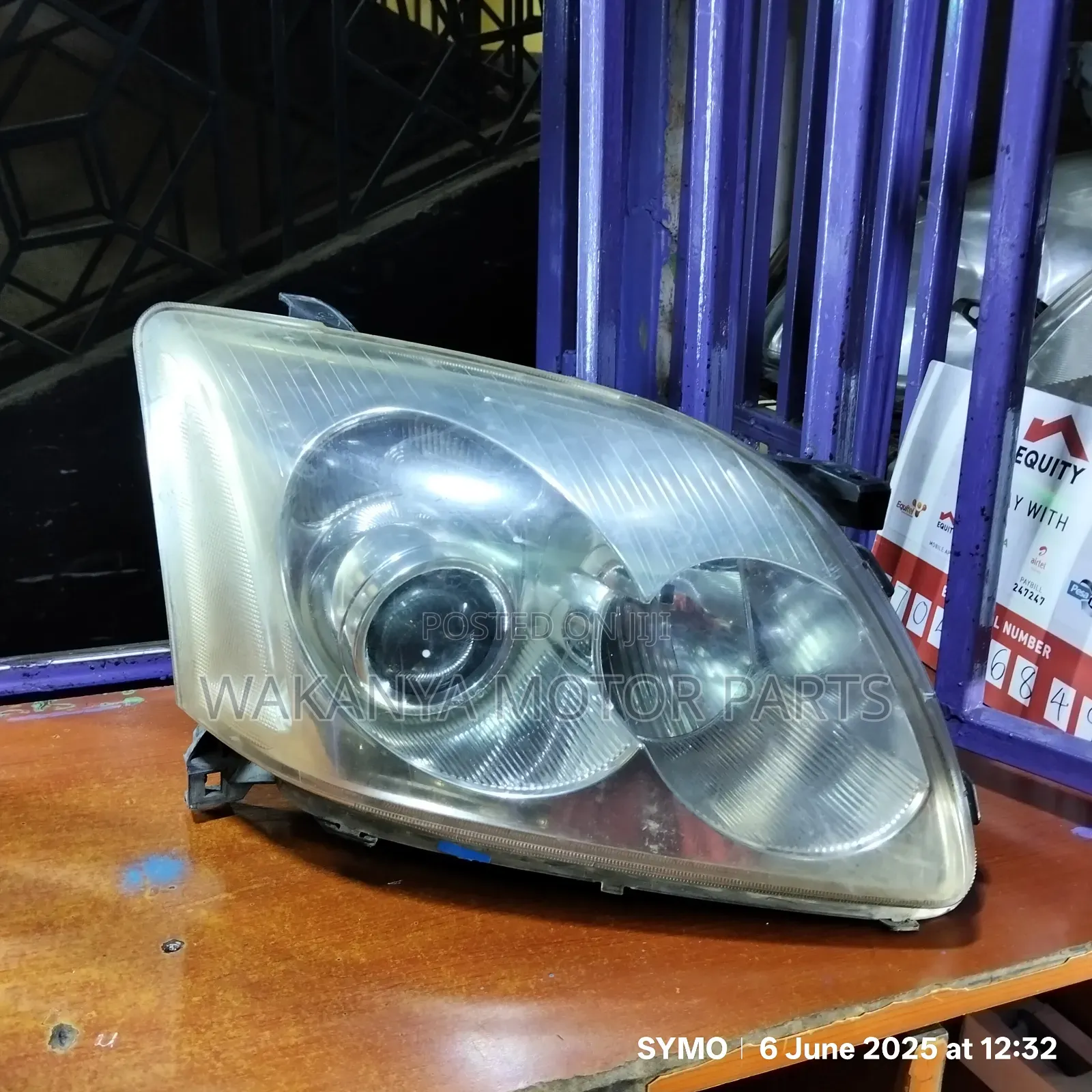 Toyota Avensis 2003/2005 Xenon Headlamp, Clean Ex Japan