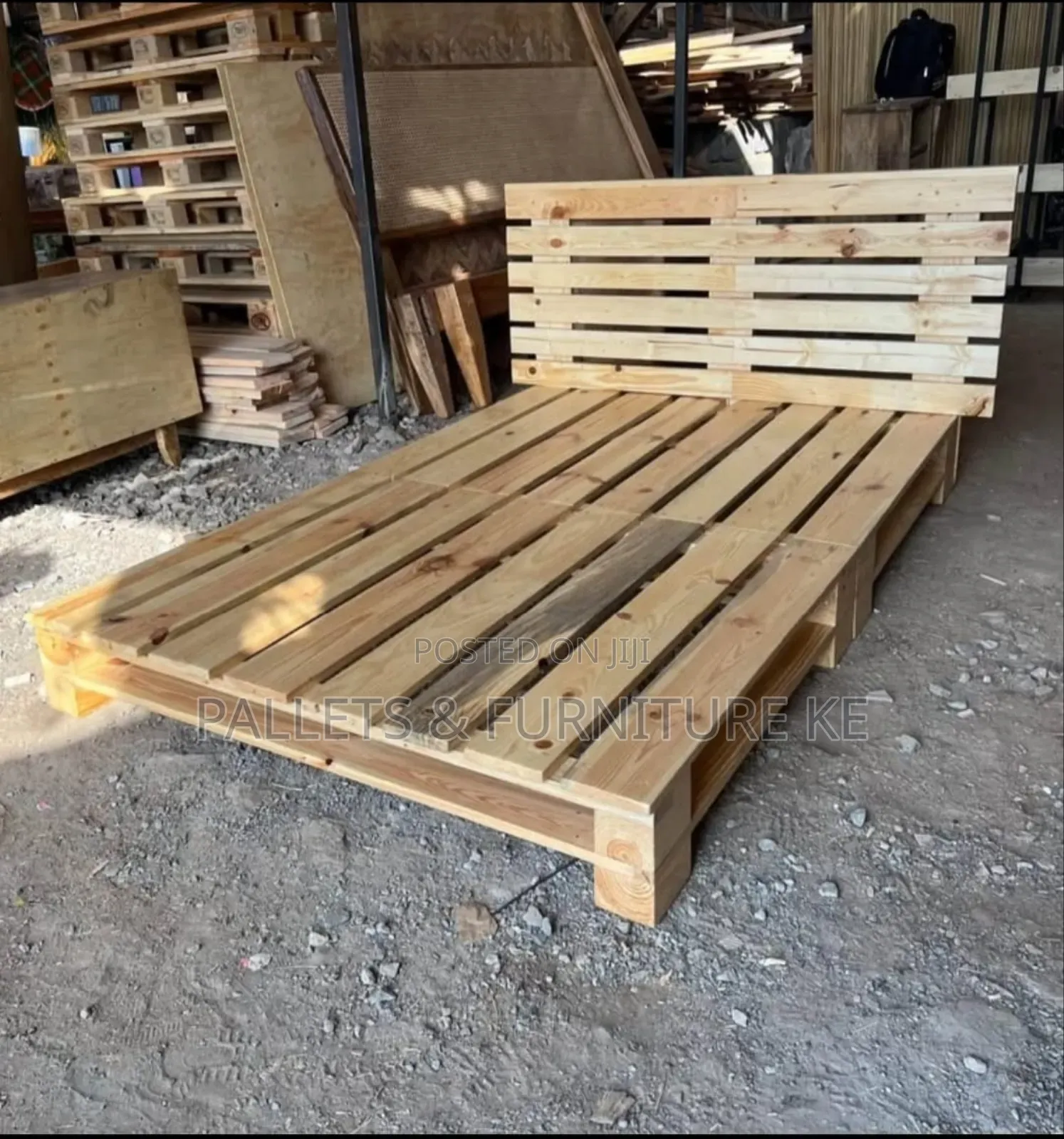 Pallet Bed