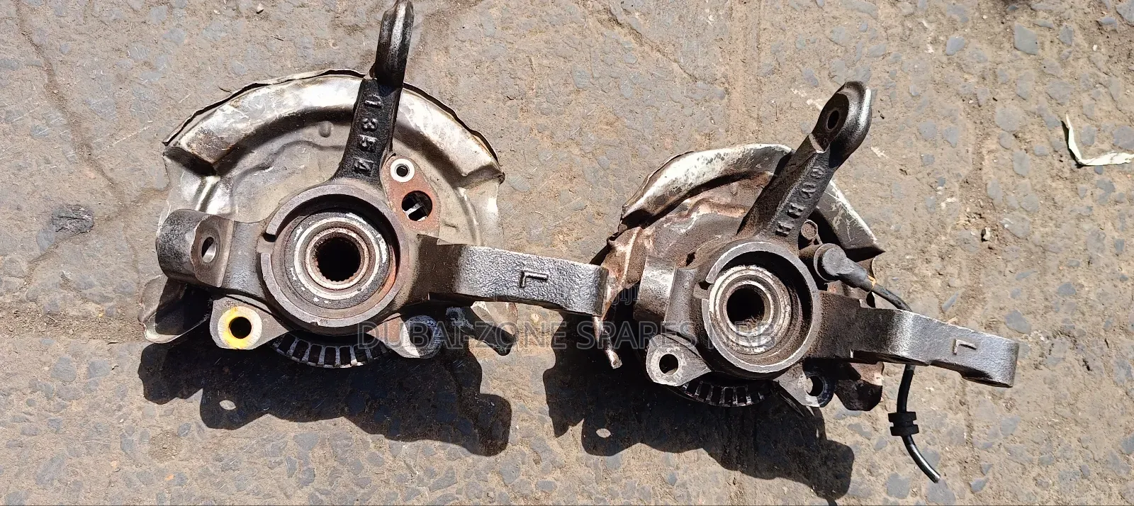 Front Wheel Hubs Duet.