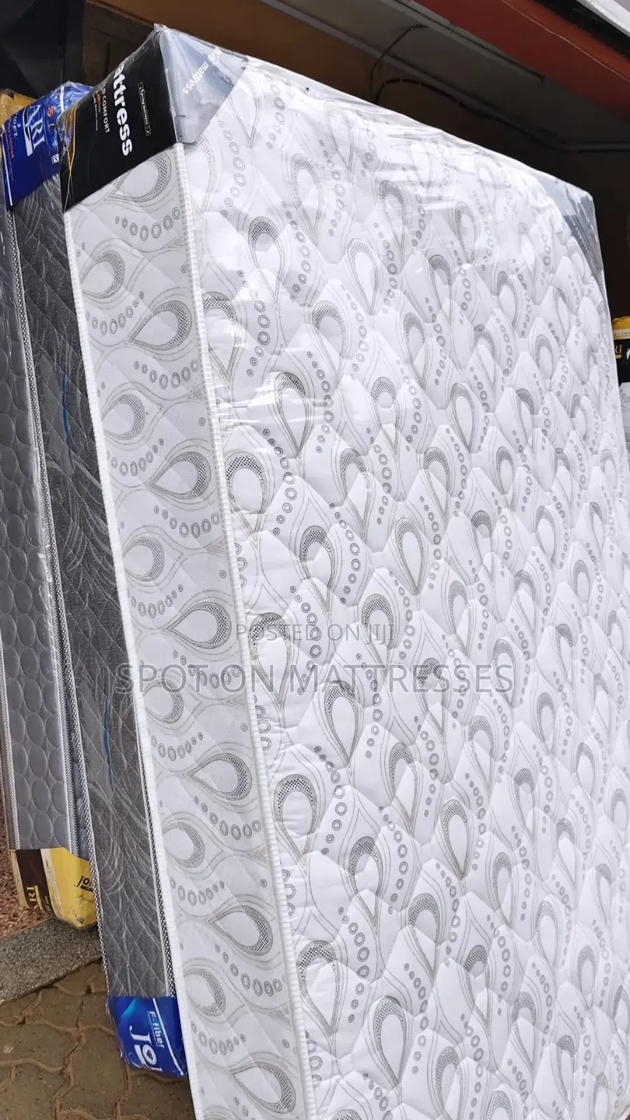 Crazy Sale! 4by6 10inch Spring Mattresses + Free Delivery.