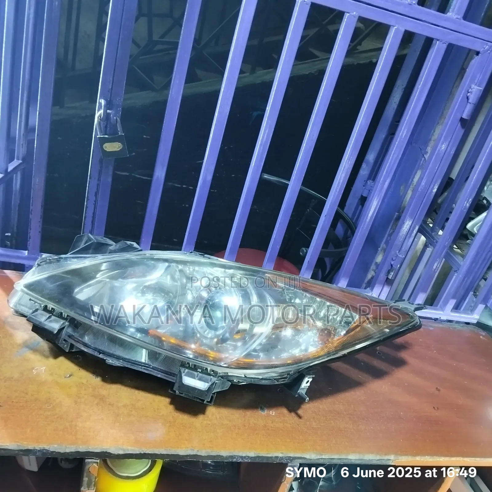 Mazda Axela Model 2010 Non Xenon Head Lamp. Ex Japan