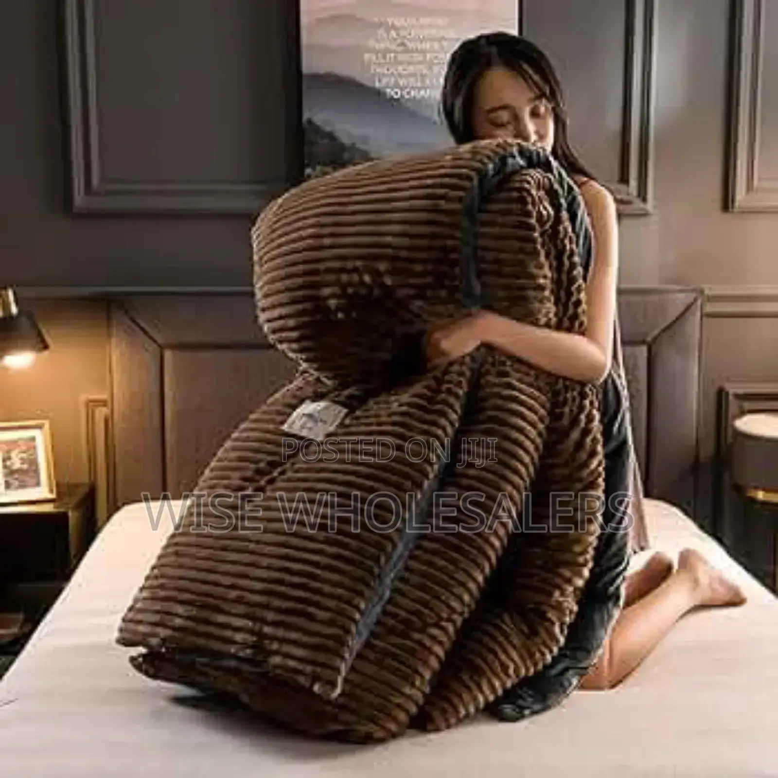 *Single Velvet Woollen Duvets*
Size: 6×6