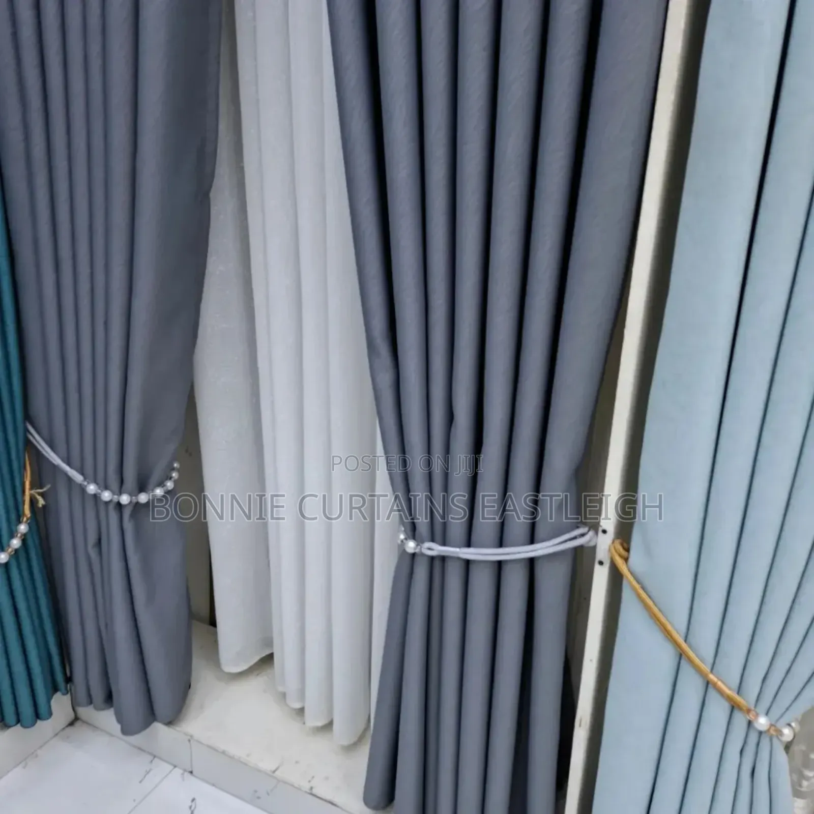 Bedroom Curtains and Sheers