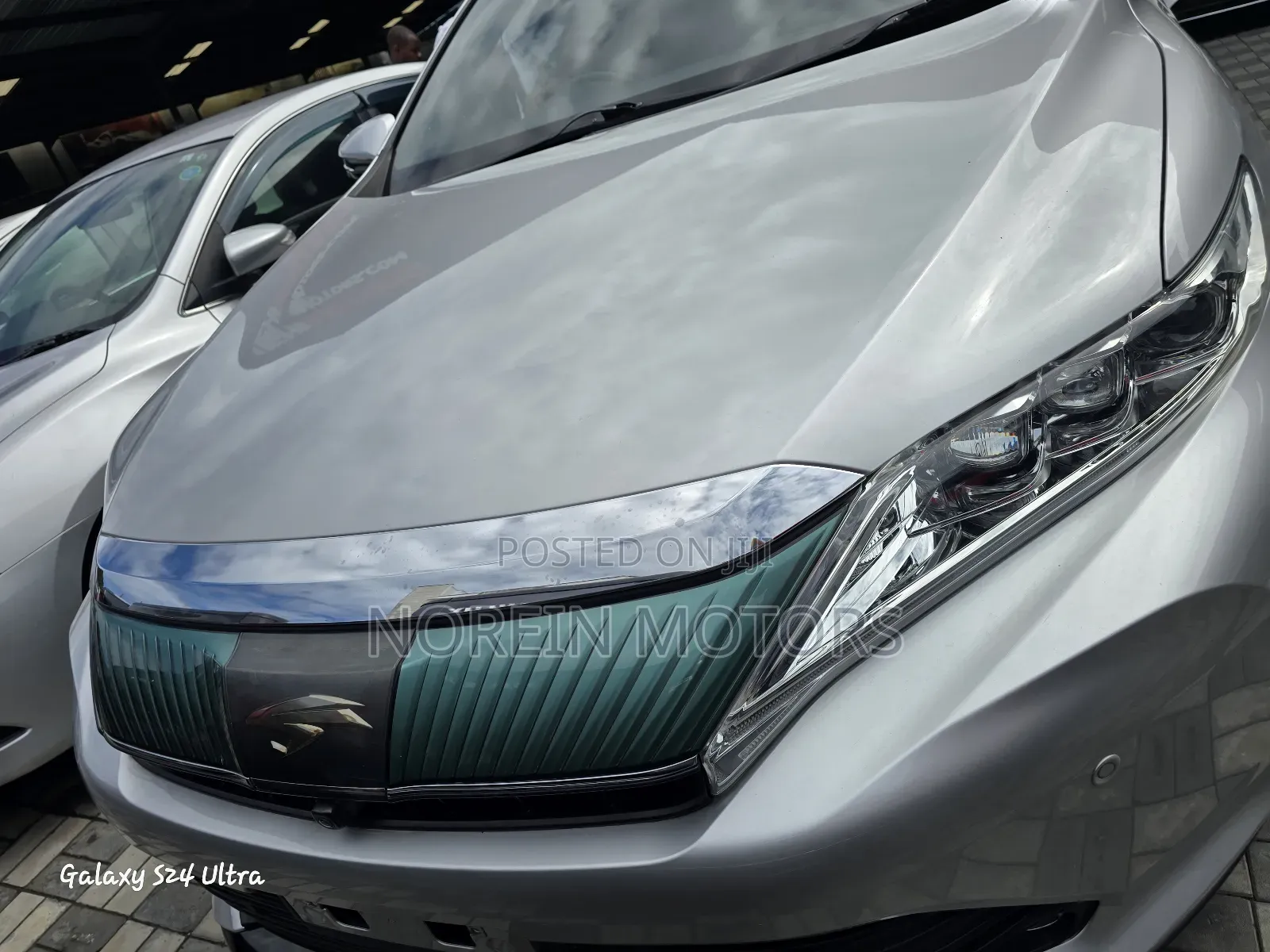 Toyota Harrier 2018 Silver
