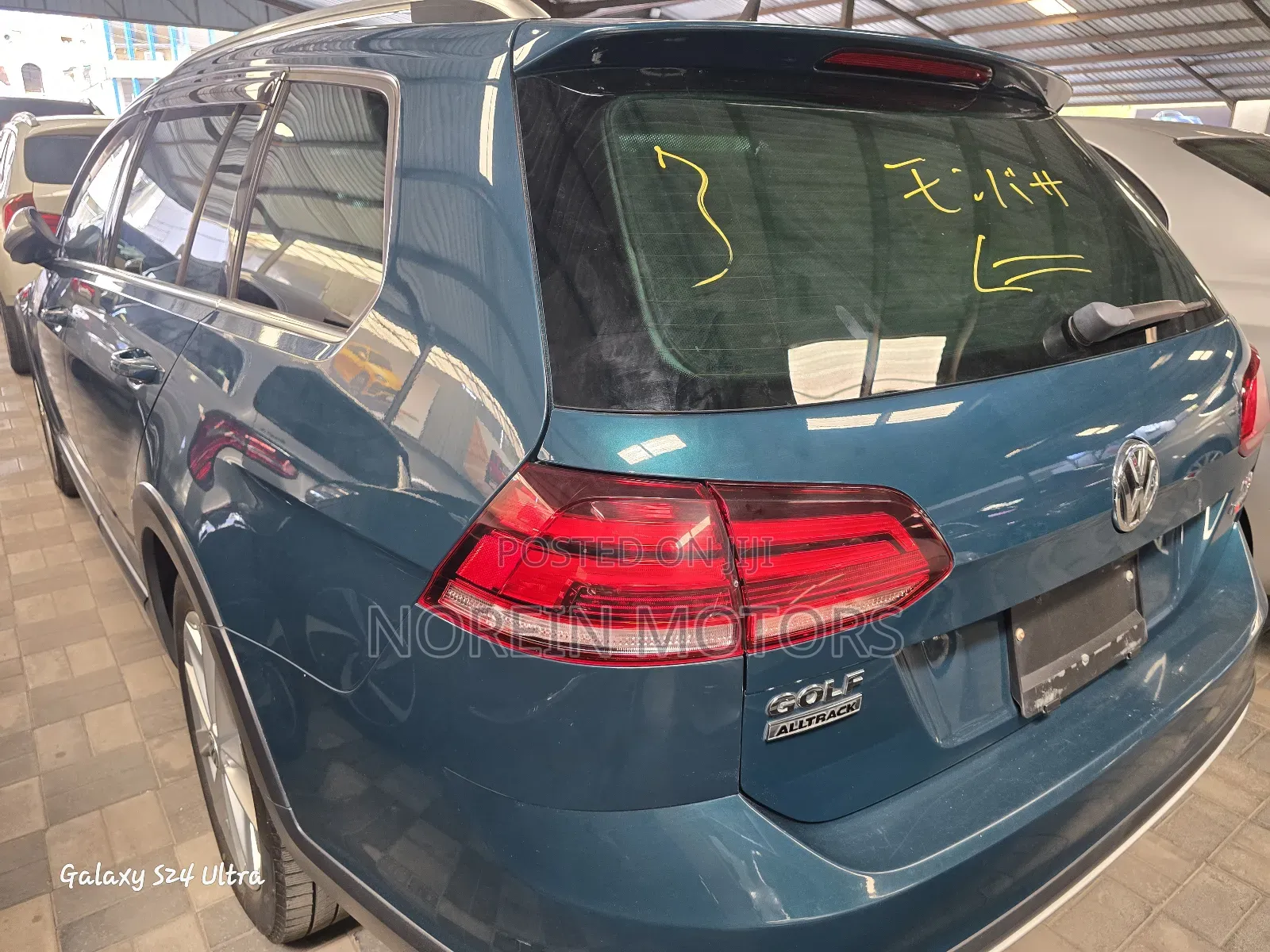 Volkswagen Golf Alltrack 2018 Blue