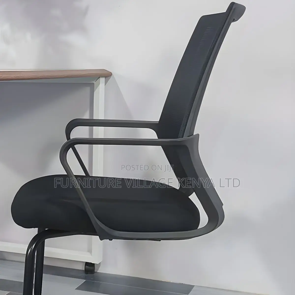 Office Chair:Modern Arms Included Desk Ergonomic Task Chair