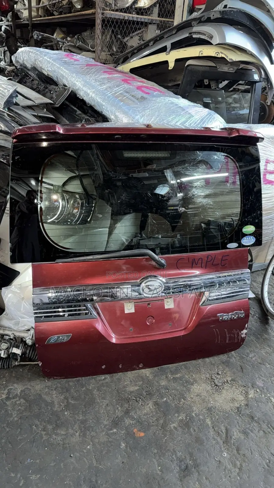 Daihatsu Tanto 2015 Tailgate/Boot