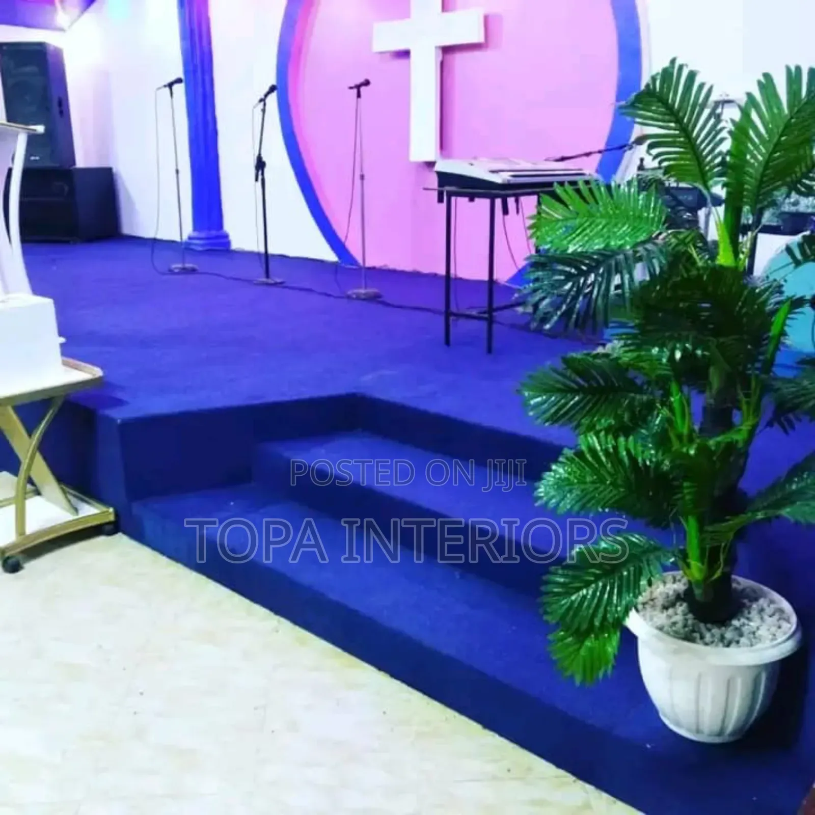 4mm Thick Blue Church Altar Floor Carpets Installation
