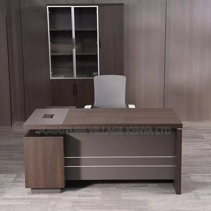 Office Desk:Modern Curved Design 1.6 Meters Director's Table