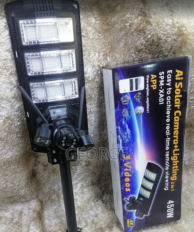 Security Streetlight<>Solar Camera + Lighting 2 in 1 V380