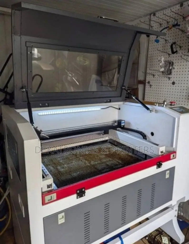 60cmx90cm Co2 Laser Cutting and Engraving Machine