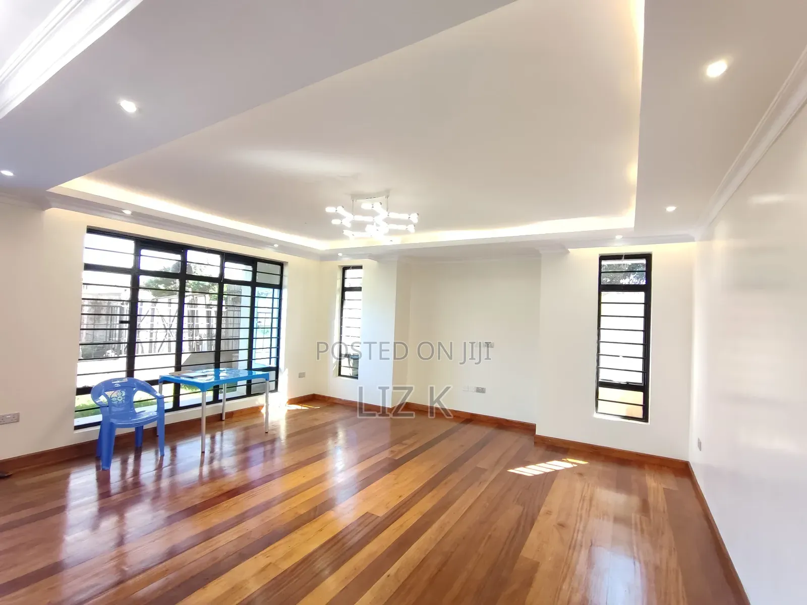 5bdrm Maisonette in Kamakis for sale