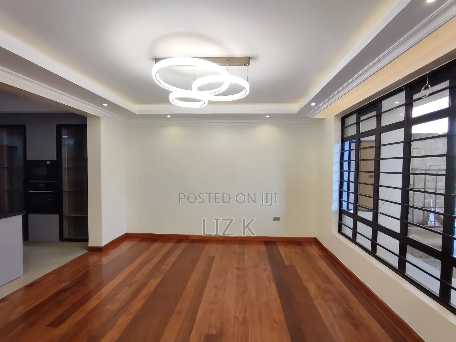 5bdrm Maisonette in Kamakis for sale