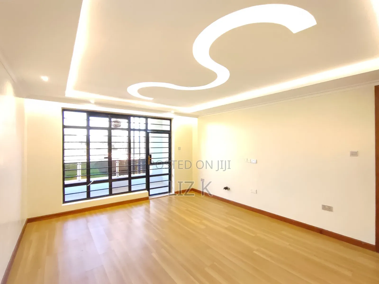5bdrm Maisonette in Kamakis for sale