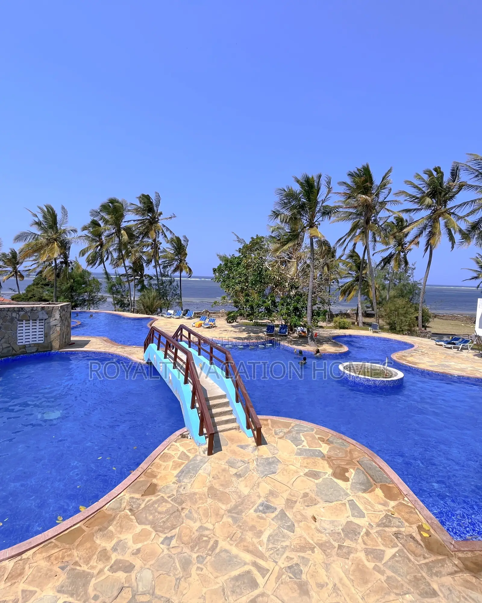 Affordable 2 Br Beach Airbnb Apartment in Mombasa
