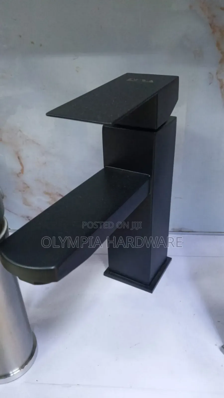 Black Basin Mixer