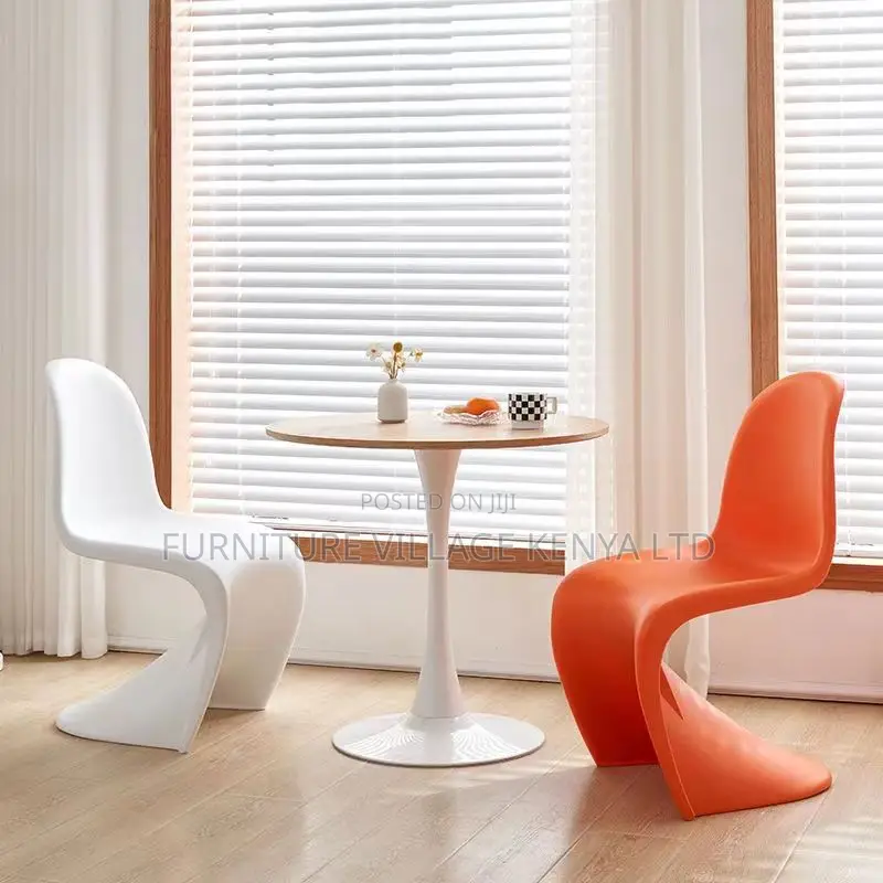 Dining Chair: Non-Armrest Plastic Back Dining Room Chair
