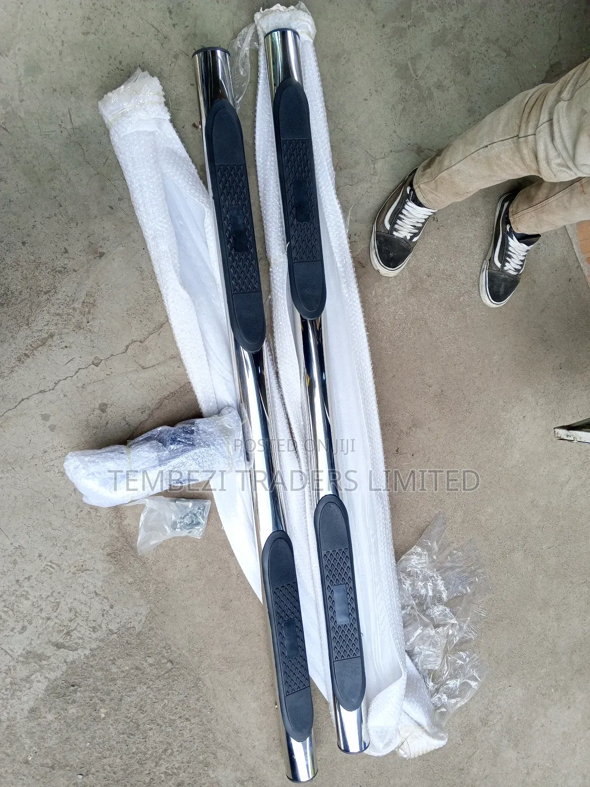 Universal Side Steps Tube Type Round Type Sidesteppers